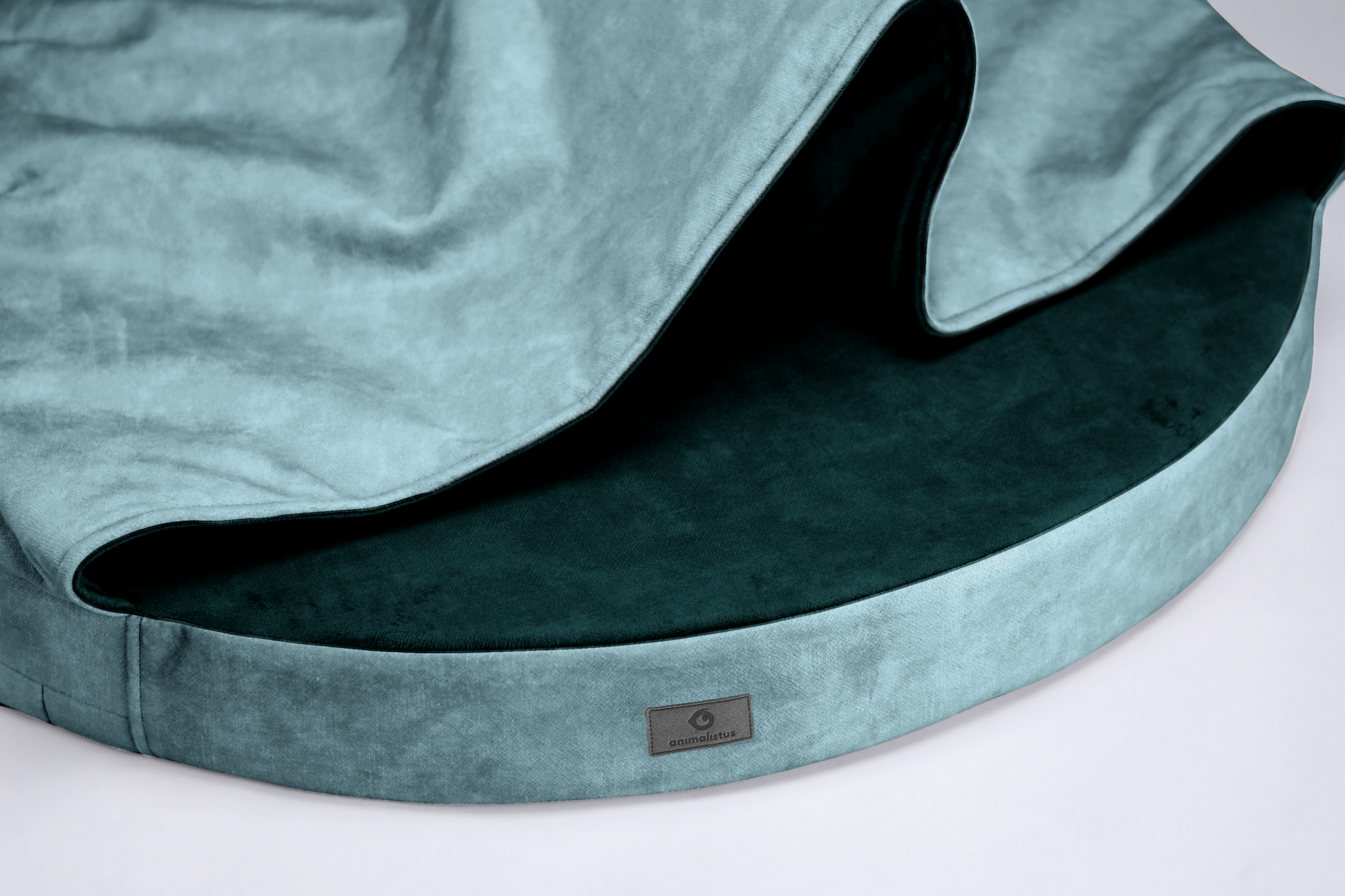 Cozy cave dog bed | DUSTY GREEN+EMERALD GREEN