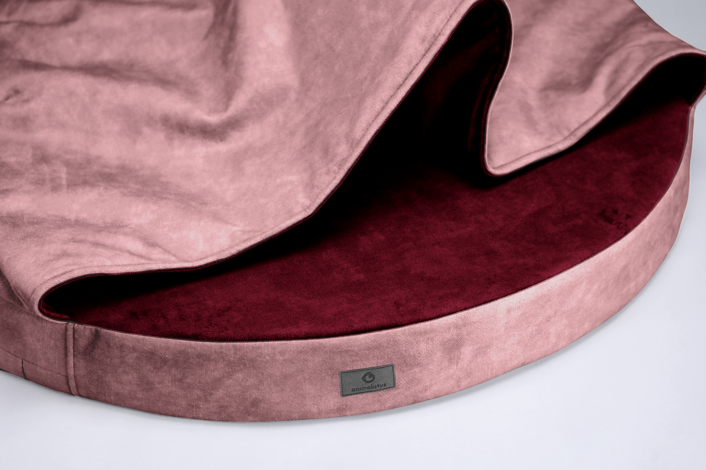 Cozy cave dog bed | TERRACOTTA+RUBY RED