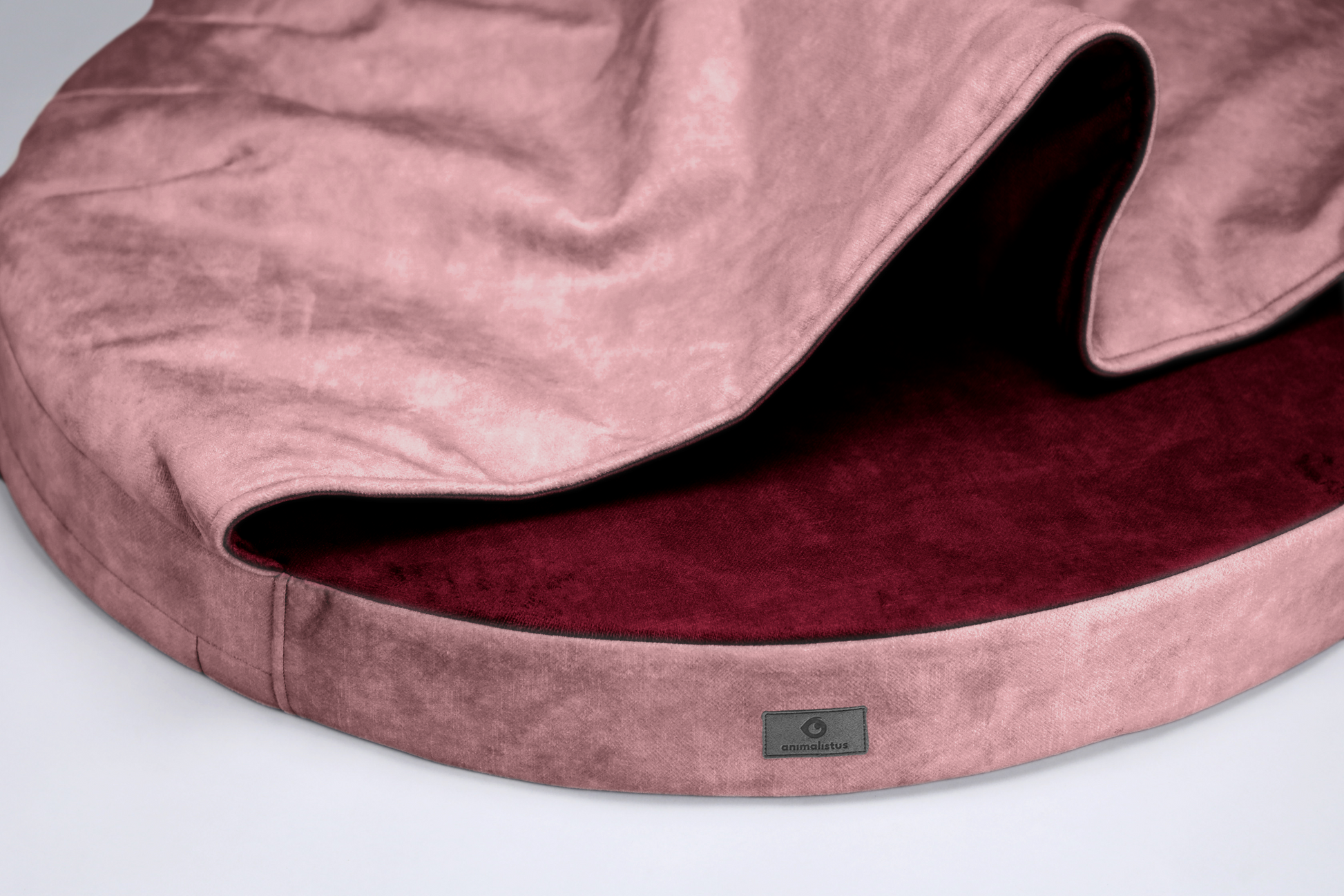 Cozy cave dog bed | TERRACOTTA+RUBY RED